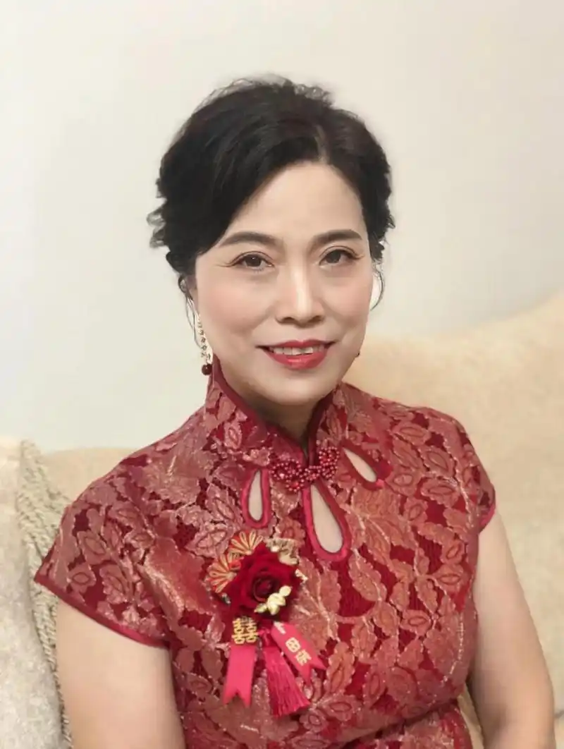 端庄优雅喜婆婆妆发分享 婚礼上婆婆可是个重要角色哦