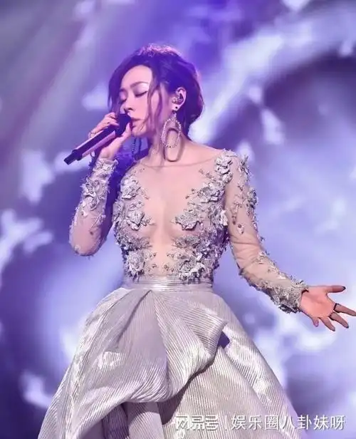 张靓颖我被渣男控制15年分开时一贫如洗如今重获新生