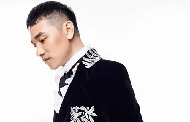 从草根歌手到央视春晚,王琪的走红不是偶然,如今家庭事业双丰收