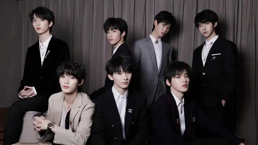 44m上传时间:2021-08-20壁纸标签:tnt#时代少年团壁纸壁纸封面图炸人