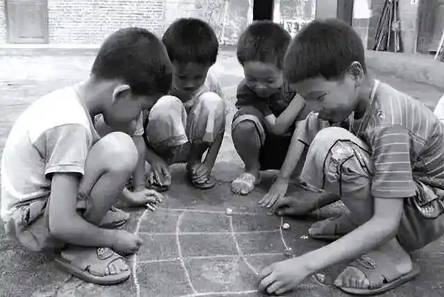 40张稀罕的童年老照片:60后70后80后的童年回忆,是否有你的样子