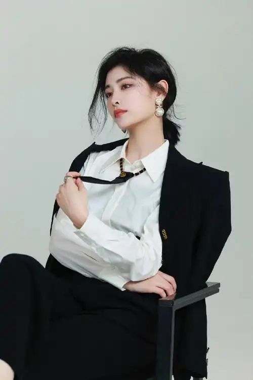 许佳琪黑琪本琪