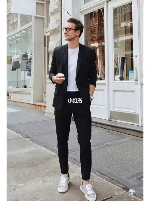 休闲西装怎么搭配鞋子,绿色鞋子怎么搭配裤子-图片大观-奇异网