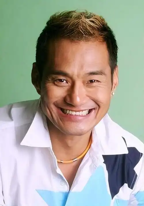 年近70岁状态咋样|演员|tvb|李修贤|陈小春|梁家辉|王俊棠_网易订阅