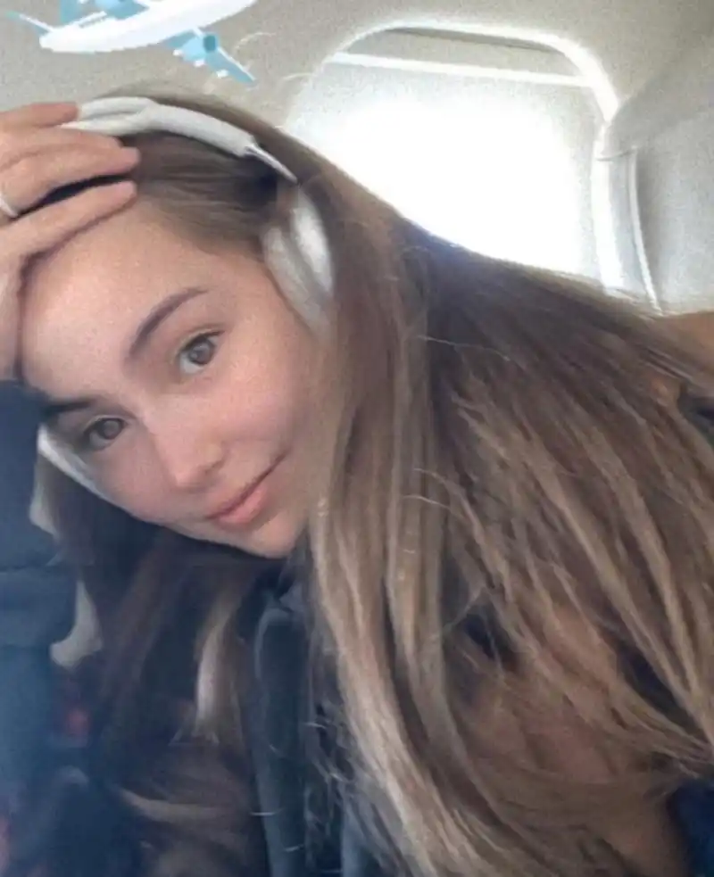 其实昆凌的素颜也很美