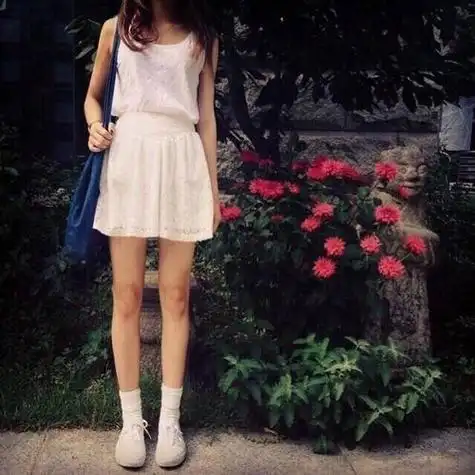 全身背面女生头像高清