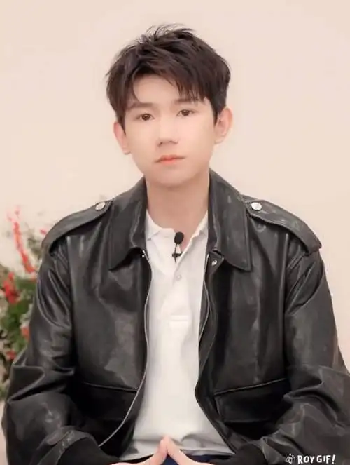 王俊凯,王源近期的直播状态