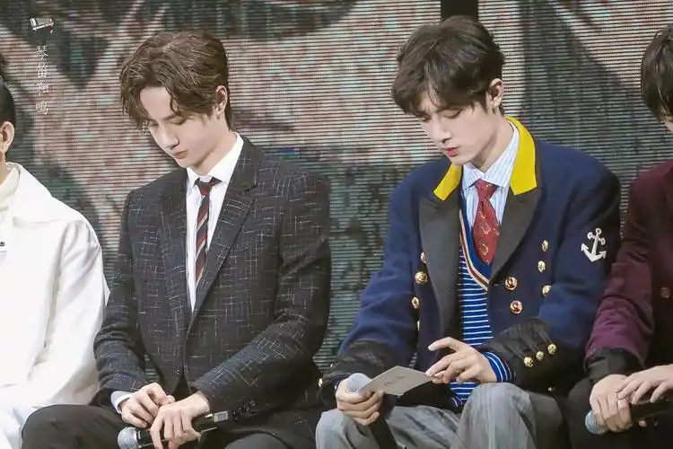 肖战 王一博 - 堆糖,美图壁纸兴趣社区