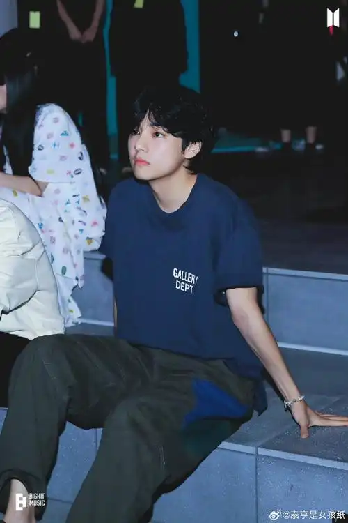 金泰亨蓝发##金泰亨小卡