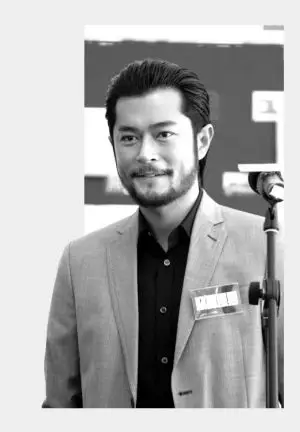 一脸络腮胡子"李逵造型"形象的古天乐成为全场焦点; 股市内幕惊爆"