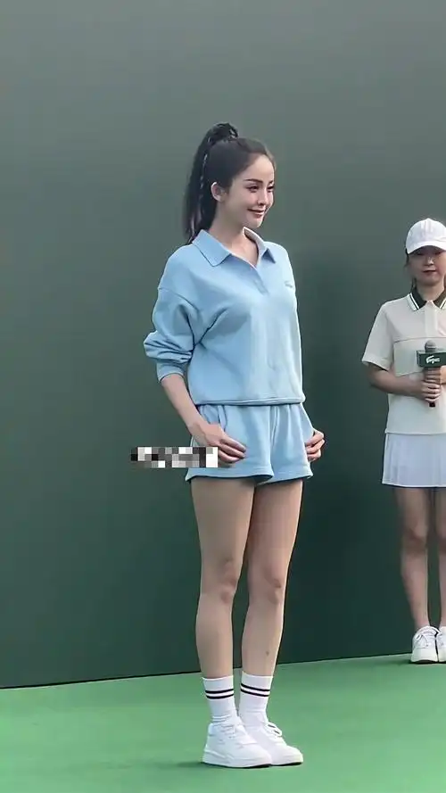 古力娜扎蓝色运动装高马尾造型青春洋溢活力满满-度小视