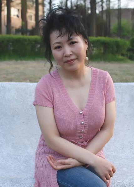 我就是我不是火 昨天 我要分享 53岁还单身的女人,已经过完了大半生