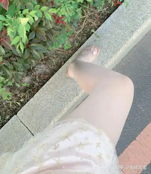 夏天晒黑了想白回来?大腿内侧挺白其他地方黑?