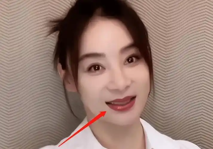 照卖弄性感"的她,被嘲无戏可拍,赵丽颖曾给她做配_袁姗姗_于正_陈晓