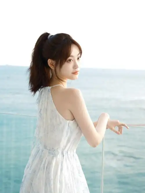 祝绪丹元气甜橘妆