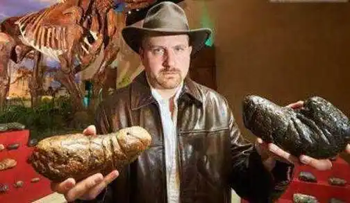 吉尼斯世界纪录:图2最"重口味"的男子,网友:与"屎"无争!