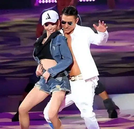 刘德华赖文慧关系曝光,原来除了结婚证啥都给了_赖文惠_舞蹈_舞伴