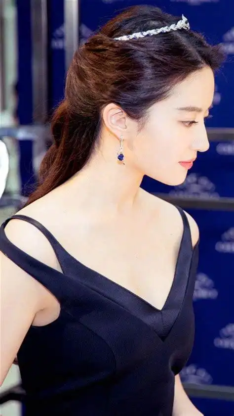 刘亦菲礼服图片刘亦菲礼服图片大全最美2022已更新今日资讯