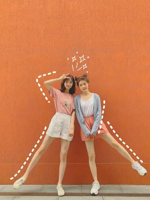 一组闺蜜拍照姿势,轻松搞怪,闺蜜照片俏皮可爱又好看