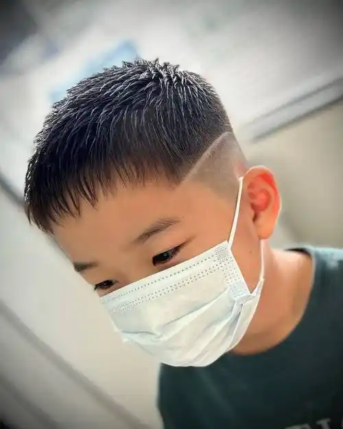 元旦小男孩发型怎么剪?看看这14款,又帅又精神