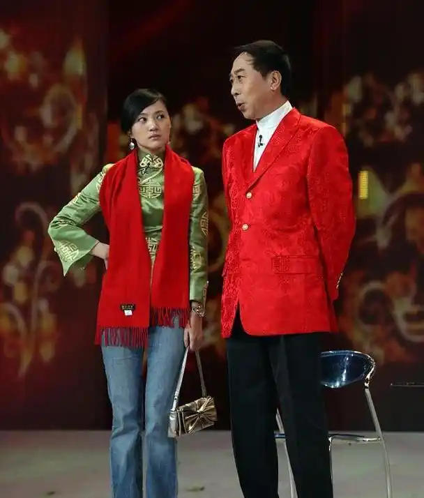 国家一级演员冯巩,隐藏36年妻子曝光,难怪一直没有绯闻