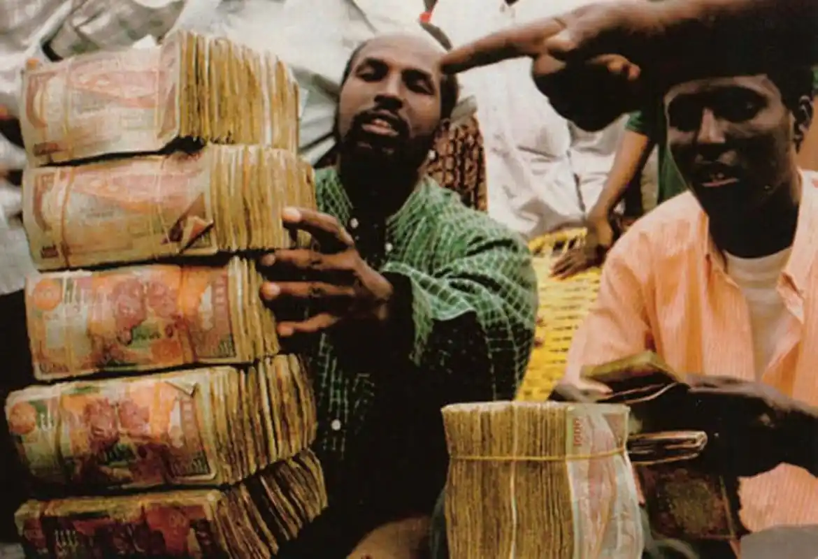 世界上"钱最多"的国家,街道上随处可见,钱多到让人发愁!