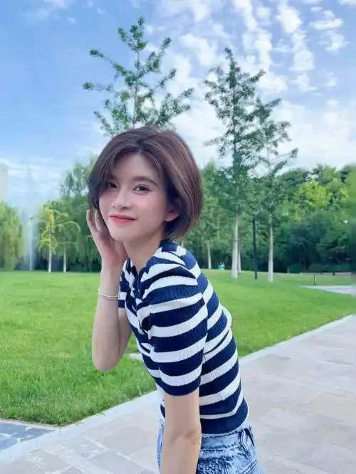 丝芭传媒林思意787878787878