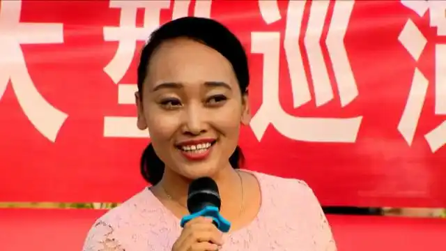 菏泽歌手张玲玲,歌美人更美,一首《在希望的田野上》好听极了