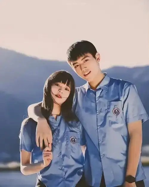 又见内娱版"换乘恋爱":欧阳娜娜现男友,是李庚希前男友?