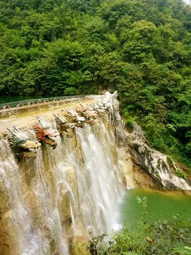 十堰之行一一秀美九龙瀑