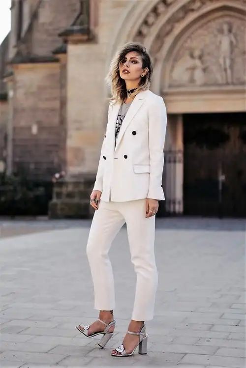 mashasedgwick时尚博主街拍搭配欧美白色西装