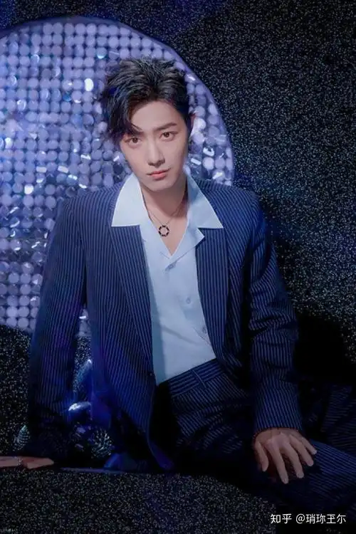 有没有肖战a爆的照片