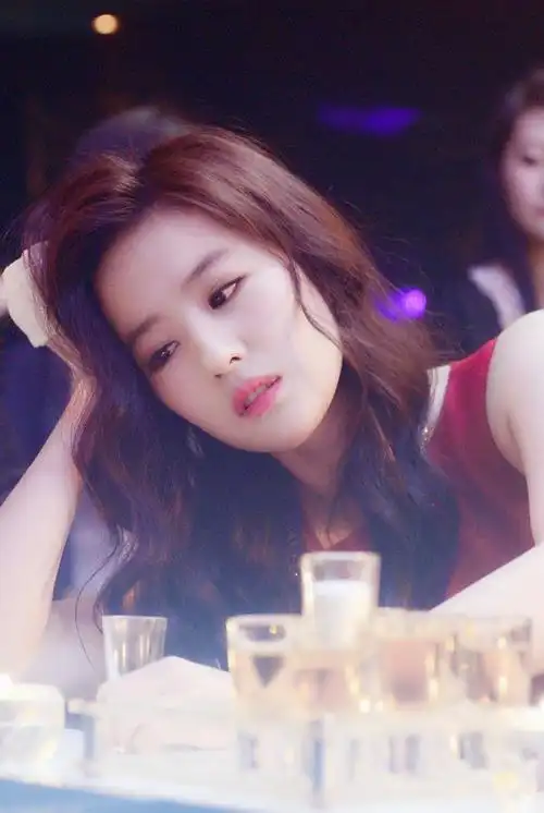 刘亦菲《露水红颜》