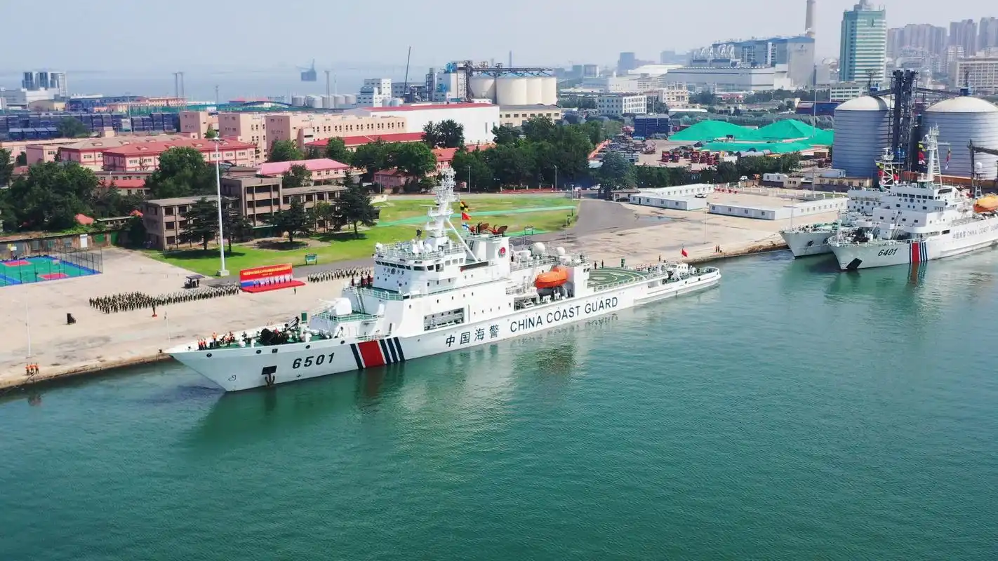 维护公海生产秩序中国海警舰艇编队赴北太平洋开展渔业执法巡航