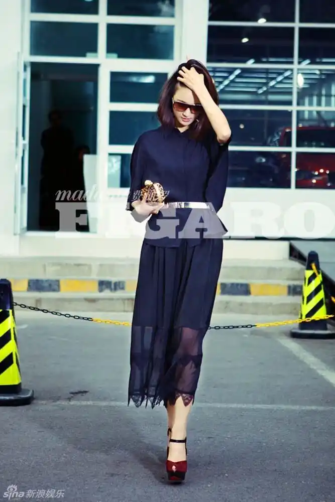 p>张歆艺,1981年5月29日出生于 a target="_blank" href="/item/四川