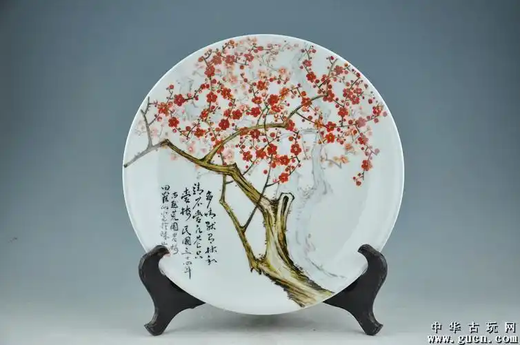 民国珠山八友田鹤仙梅花纹赏盘