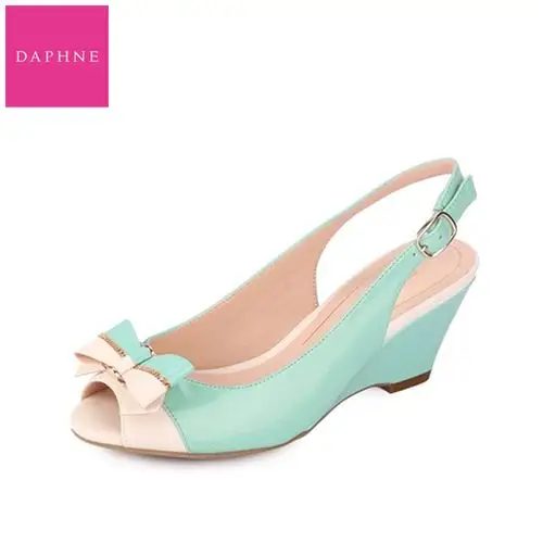 daphne/达芙妮凉鞋女鞋坡跟夏季女凉鱼嘴优雅漂亮1014303009