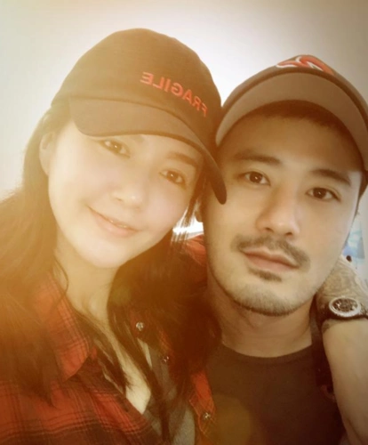 谭维维与老公约会现身,女美男帅,其老公曾是多部偶像剧最佳男配