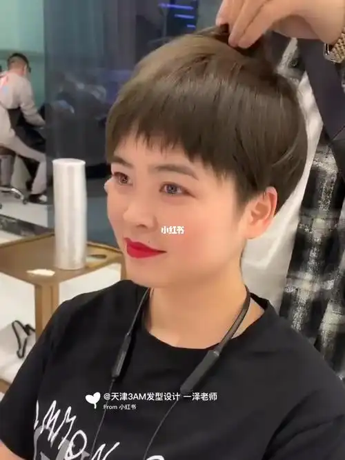 俏皮短发超短发推荐减龄10岁的超短发发型