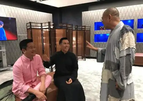 李连杰拍戏38年,和甄子丹拍了两场对打戏,为何只有一场被赞经典