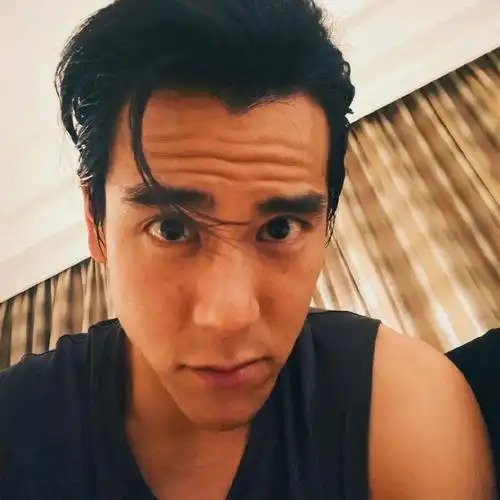 微信头像彭于晏