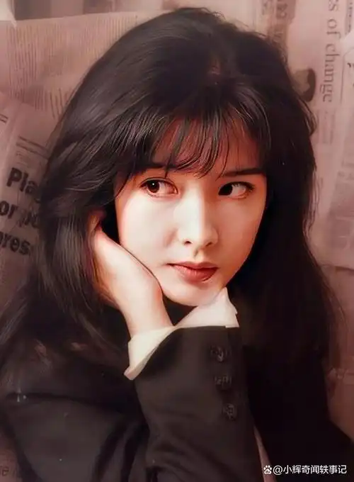 周慧敏(vivian chow),1960年1月5日出生于香港,是一位著名的中国香港