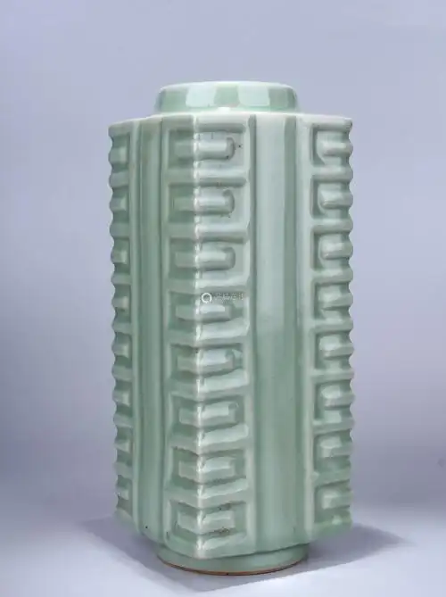 宋 龙泉窑梅子青釉琮式瓶-【成交 价格 图片】