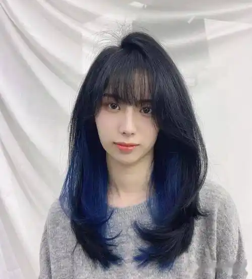 2022不一样的你"挂耳染"火爆全网!_头发_max_上学时