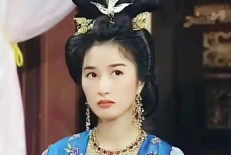 千金花旦关咏荷巅峰时退圈嫁龙套用20年演绎情比金坚