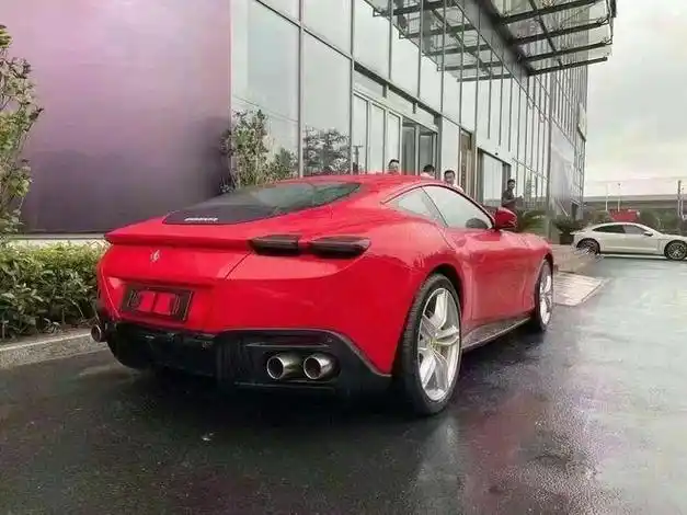 价238万卖全国|跑车|内饰|汽车城|豪车订购热线|法拉利roma_网易订阅