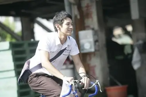 阳光大男孩柯震东(微博)