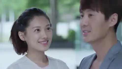 梅花儿香结局:主妇变身女总裁风光亮相,海边再婚儿女双全,完美