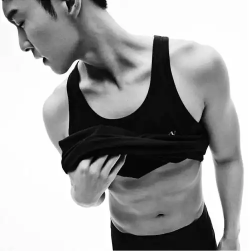 我太喜欢ck了ck全球代言人张艺兴新地广又来了好帅ck全球代言人已签约