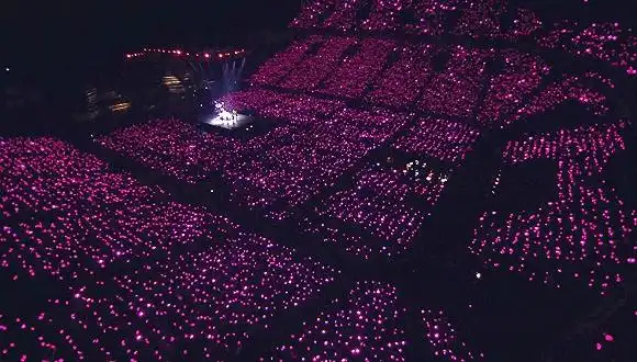 应援现场"漫天星海"新的一年开始了,各位追星的小伙伴们,偶像的新台历